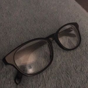 Meet your Posher, Tonya